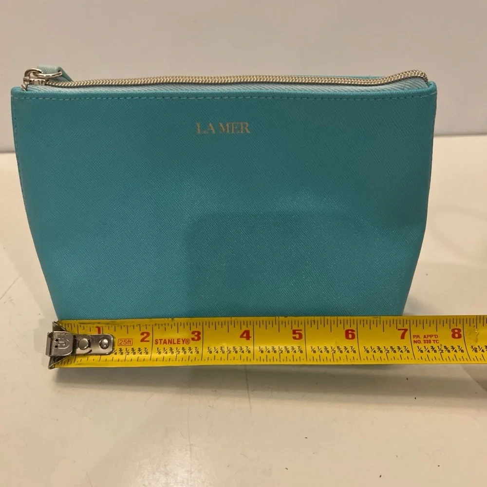 LA MER BLUE LEATHER MAKEUP COSMETIC BAG